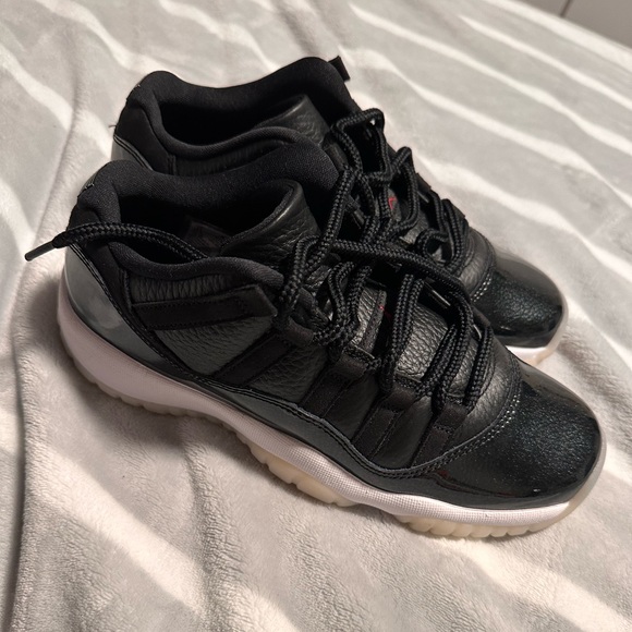 Jordan 11 low